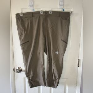 Eddie Bauer First Ascent Guide Pro Capris (plus size 22W)